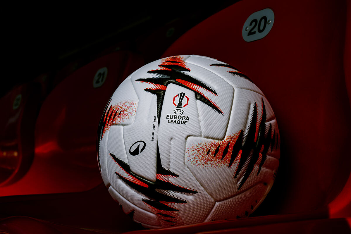 PW - 35 - UEFA Europa League