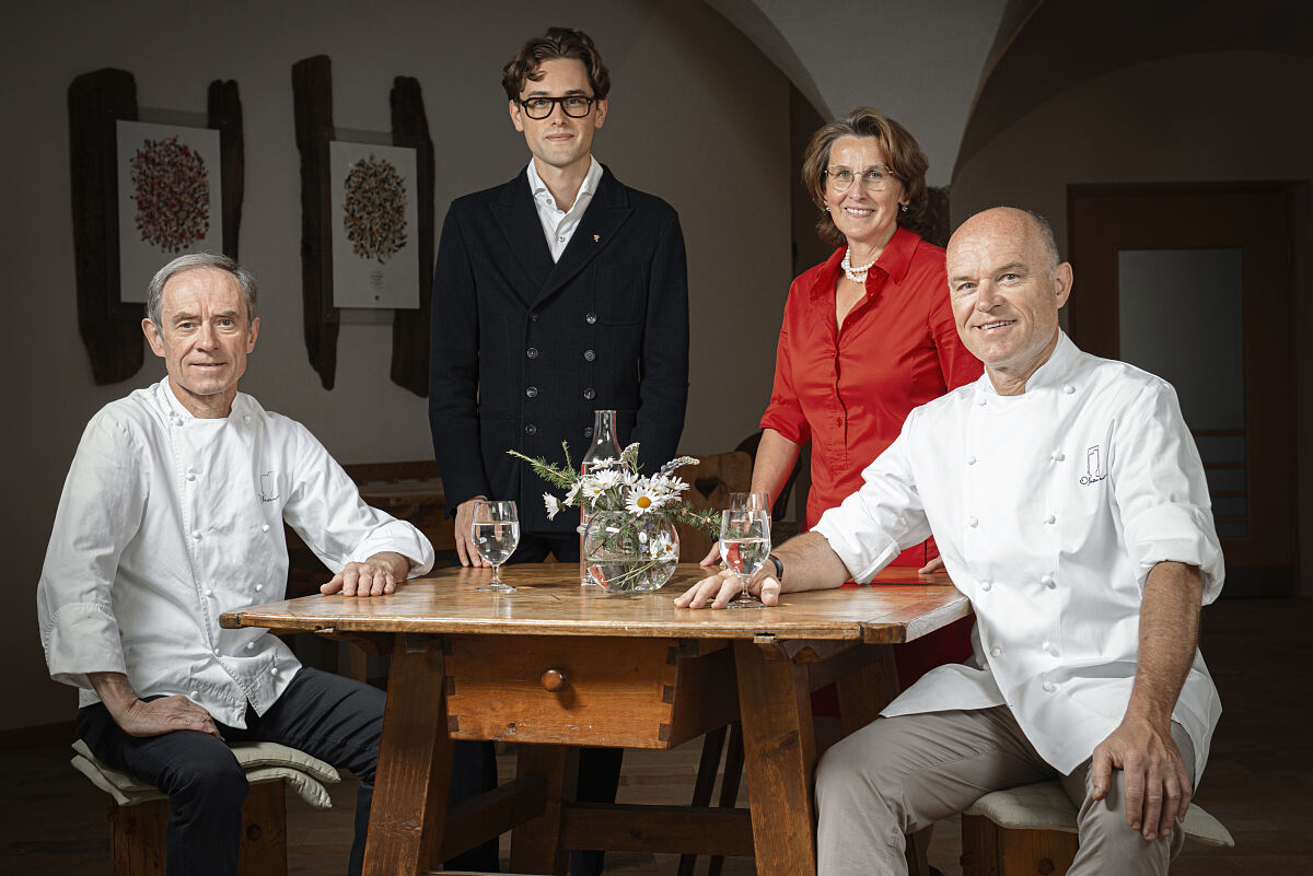 PW - 00 - Restaurantlegenden - Väter