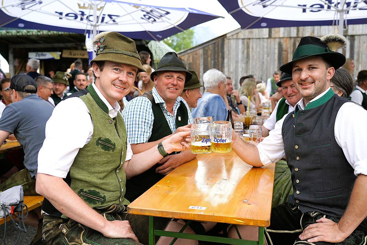 PW - 36 - Hoagascht - Ohne Frauen koa Bierzelt