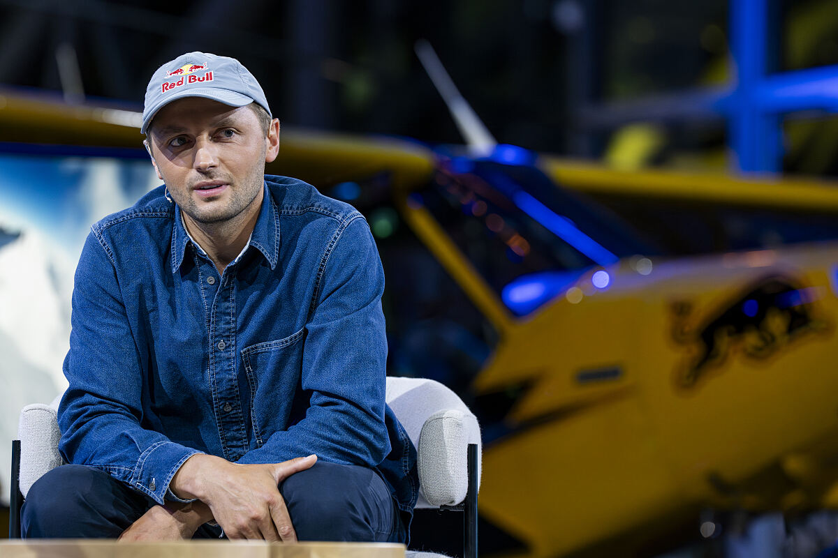 PW - 00 - Sport und Talk aus dem Hangar-7